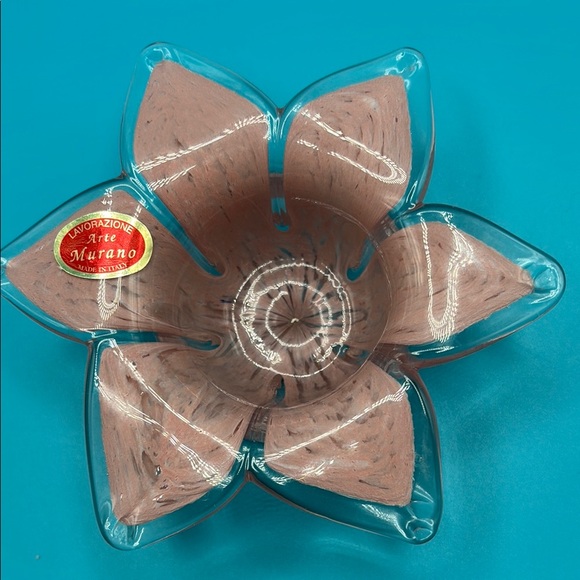 Lavorazione arte Murano Glass Floral Bowl in Pink - Picture 3 of 5
